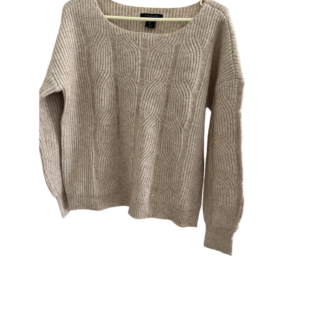 Tahari Women Sweater M Cable Knit Dolman Pullover Sustainable Preppy Streetwear